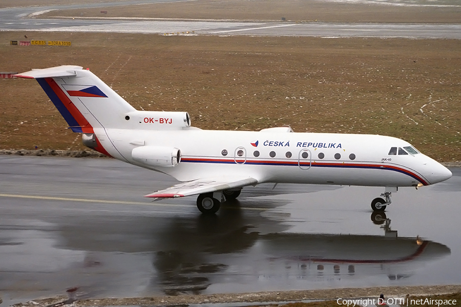 Czech Government Yakovlev Yak-40K (OK-BYJ) | Photo 174879