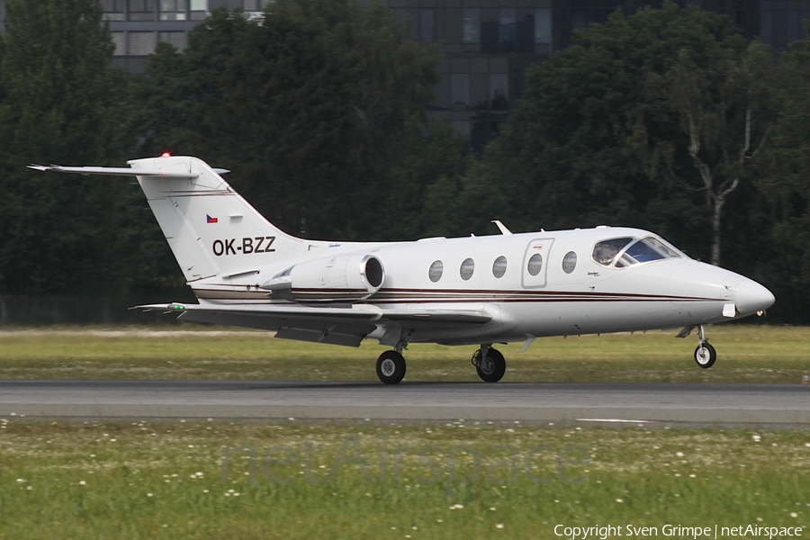 Jetbee Czech Raytheon Hawker 400XP (OK-BZZ) | Photo 629398