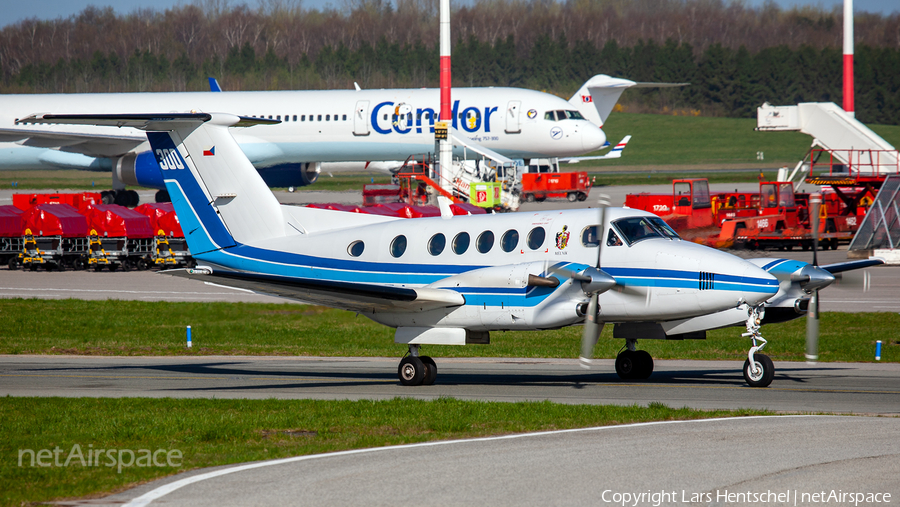 Time Air Beech King Air B300LW (OK-GTJ) | Photo 671772
