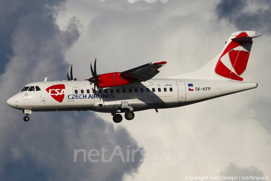CSA Czech Airlines ATR 42-500 (OK-KFP) | Photo 16245