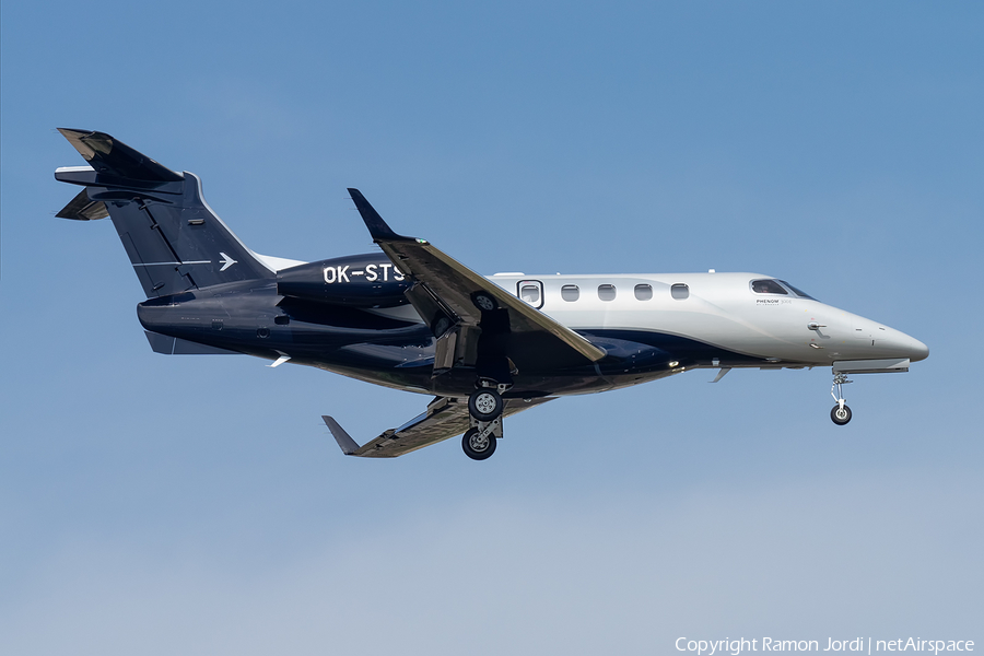 Queen Air Embraer EMB-505 Phenom 300E (OK-STS) | Photo 441101