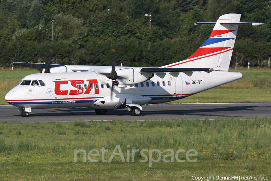 CSA Czech Airlines ATR 42-320 (OK-VFI) | Photo 401352