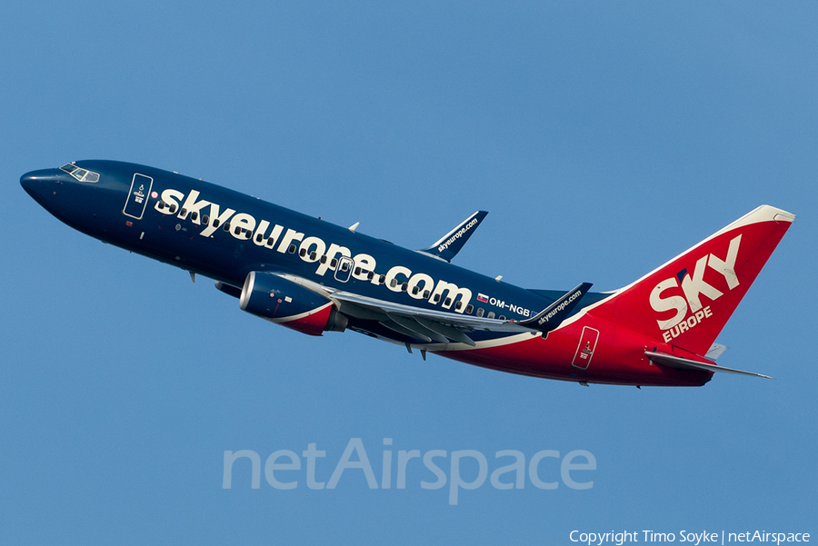 SkyEurope Boeing 737-76N (OM-NGB) | Photo 29492