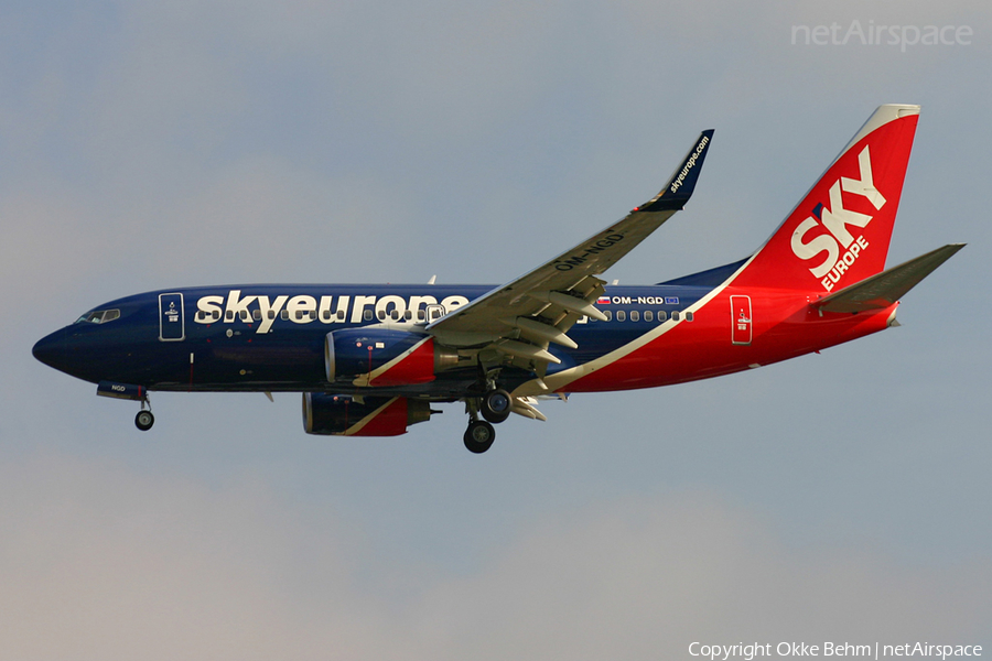 SkyEurope Boeing 737-76N (OM-NGD) | Photo 53343