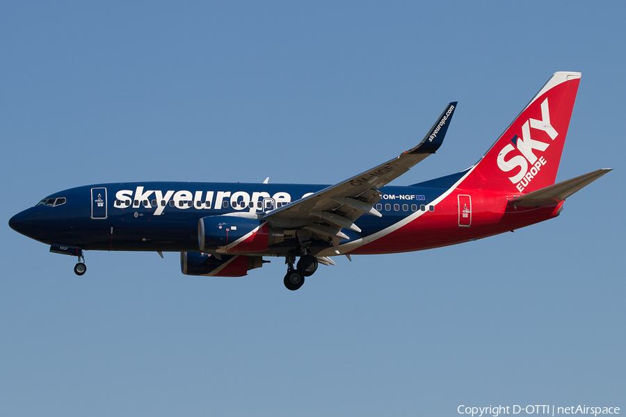 SkyEurope Boeing 737-76N (OM-NGF) | Photo 199836