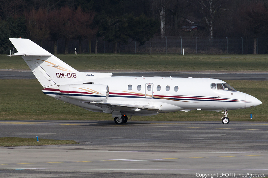 VR Jet Raytheon Hawker 800XP (OM-OIG) | Photo 538473