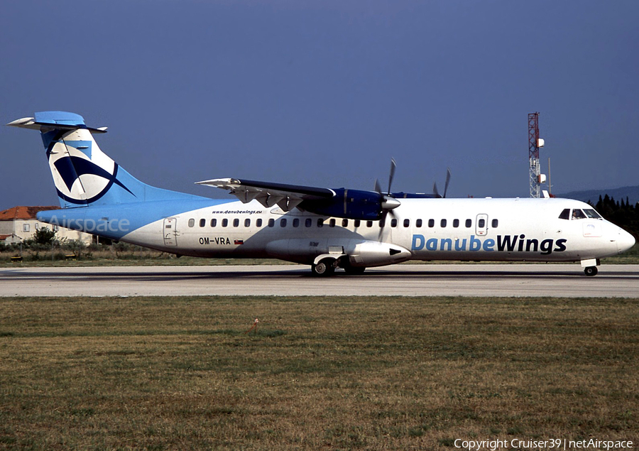 DanubeWings ATR 72-202 (OM-VRA) | Photo 551244