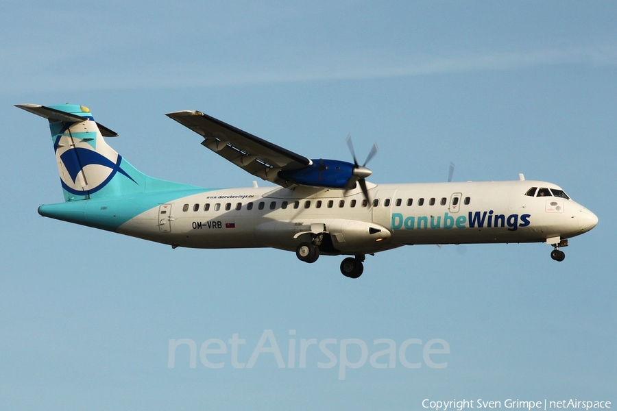 DanubeWings ATR 72-202 (OM-VRB) | Photo 11422