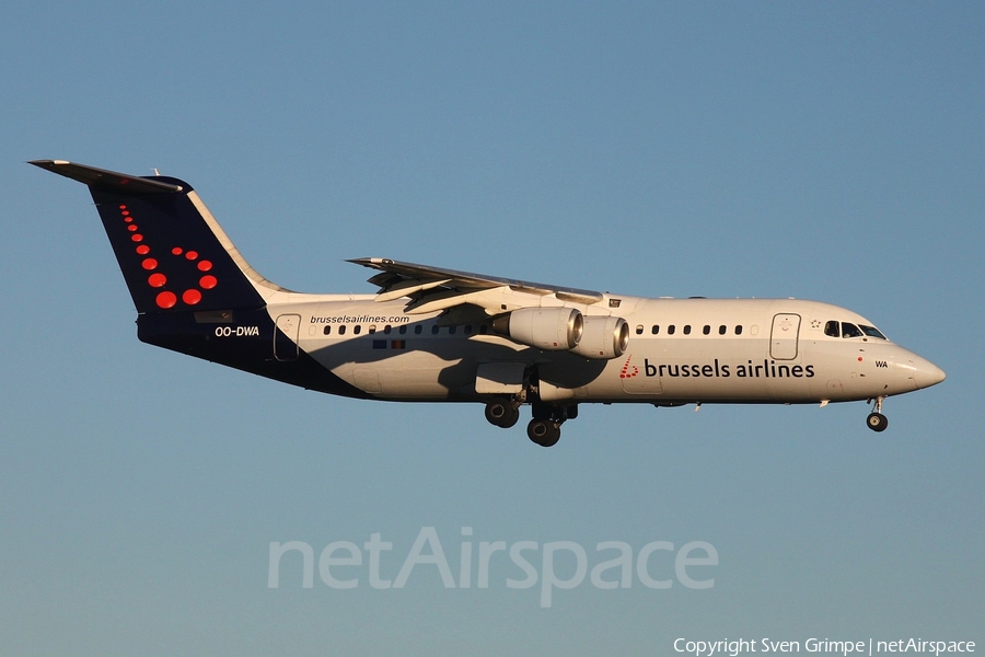 Brussels Airlines BAe Systems BAe-146-RJ100 (OO-DWA) | Photo 92890