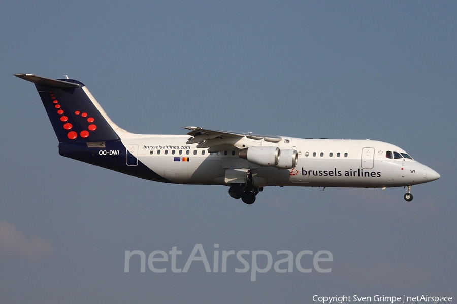 Brussels Airlines BAe Systems BAe-146-RJ100 (OO-DWI) | Photo 101632
