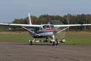 Paracentrum Vlaanderen Cessna 208B Grand Caravan (OO-FUS) at  Zwartberg, Belgium