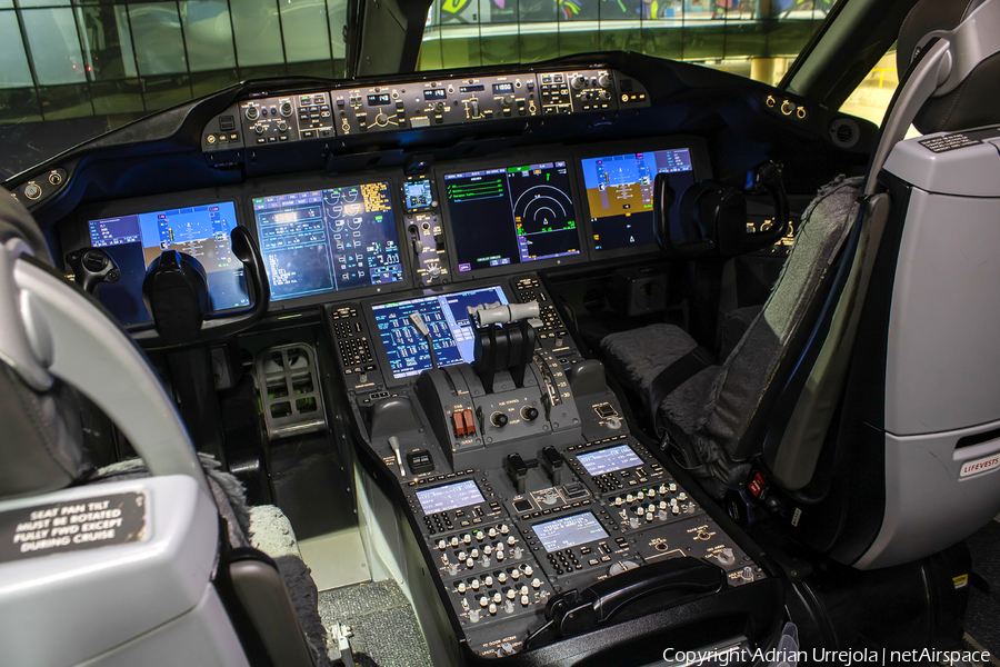 TUI Airlines Belgium Boeing 787-8 Dreamliner (OO-JDL) | Photo 437145