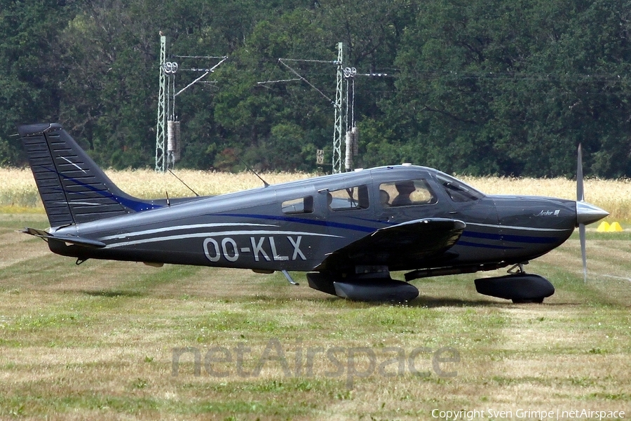 (Private) Piper PA-28-181 Archer III (OO-KLX) | Photo 459816