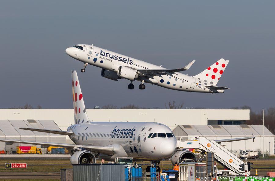 Brussels Airlines Airbus A320-251N (OO-SBD) | Photo 663792