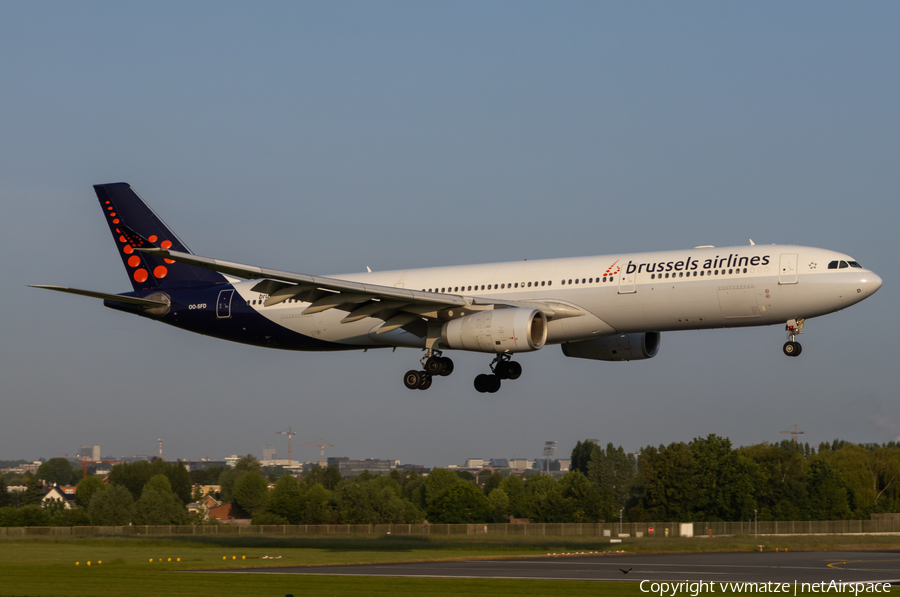 Brussels Airlines Airbus A330-342E (OO-SFD) | Photo 572765