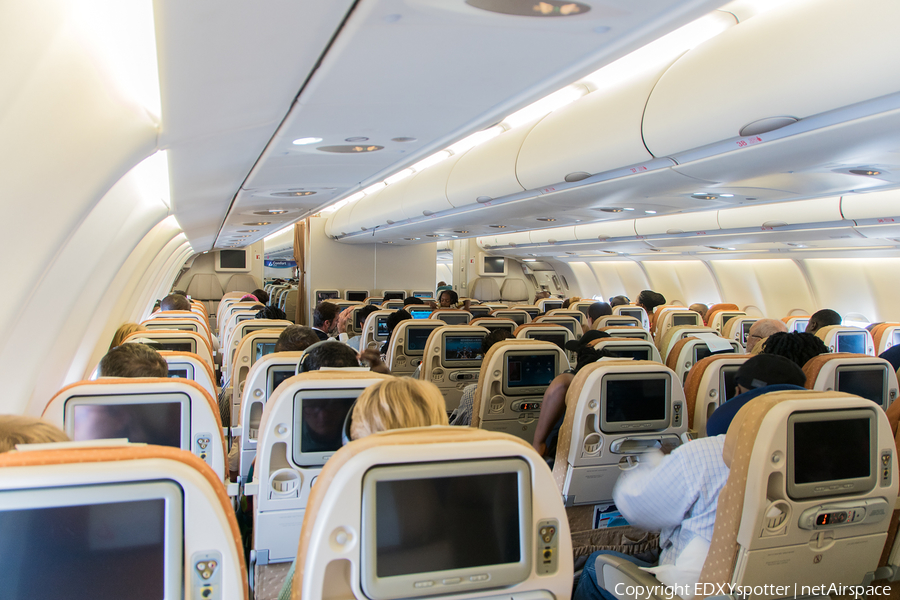 Brussels Airlines Airbus A330-343X (OO-SFG) | Photo 343167