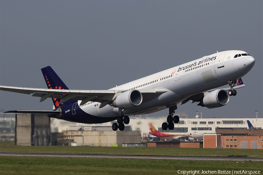 Brussels Airlines Airbus A330-301 (OO-SFM) | Photo 164680