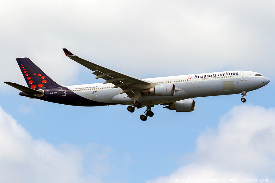 Brussels Airlines Airbus A330-301 (OO-SFM) | Photo 143479