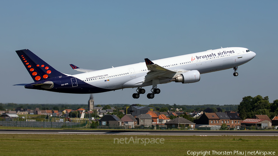 Brussels Airlines Airbus A330-301 (OO-SFN) | Photo 204013