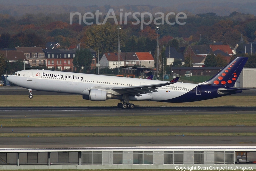 Brussels Airlines Airbus A330-301 (OO-SFO) | Photo 129834