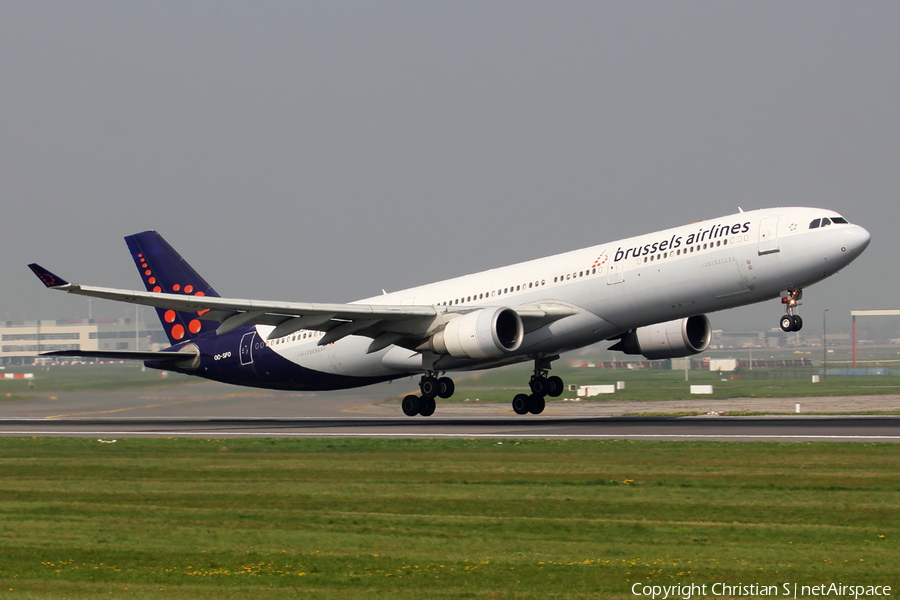 Brussels Airlines Airbus A330-301 (OO-SFO) | Photo 240126