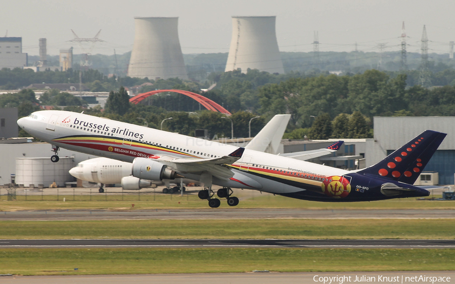 Brussels Airlines Airbus A330-301 (OO-SFO) | Photo 76318