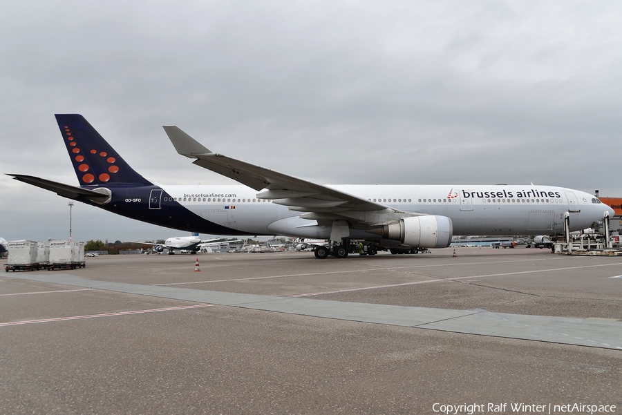 Brussels Airlines Airbus A330-301 (OO-SFO) | Photo 320269