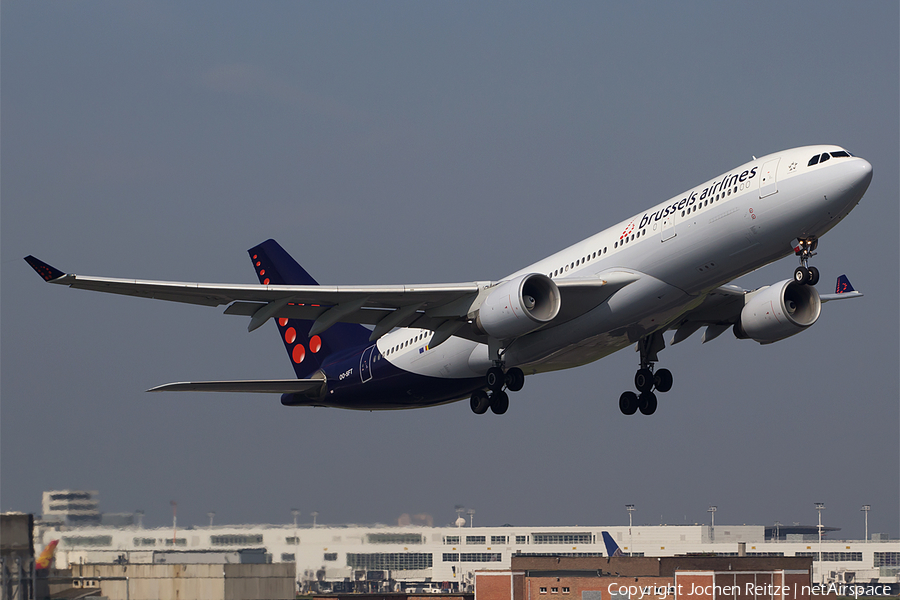 Brussels Airlines Airbus A330-223 (OO-SFT) | Photo 164572