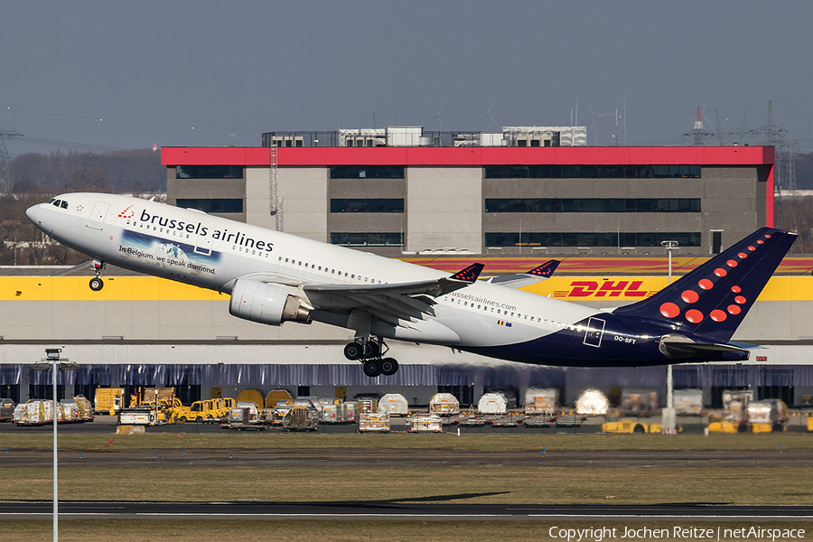 Brussels Airlines Airbus A330-223 (OO-SFT) | Photo 232809