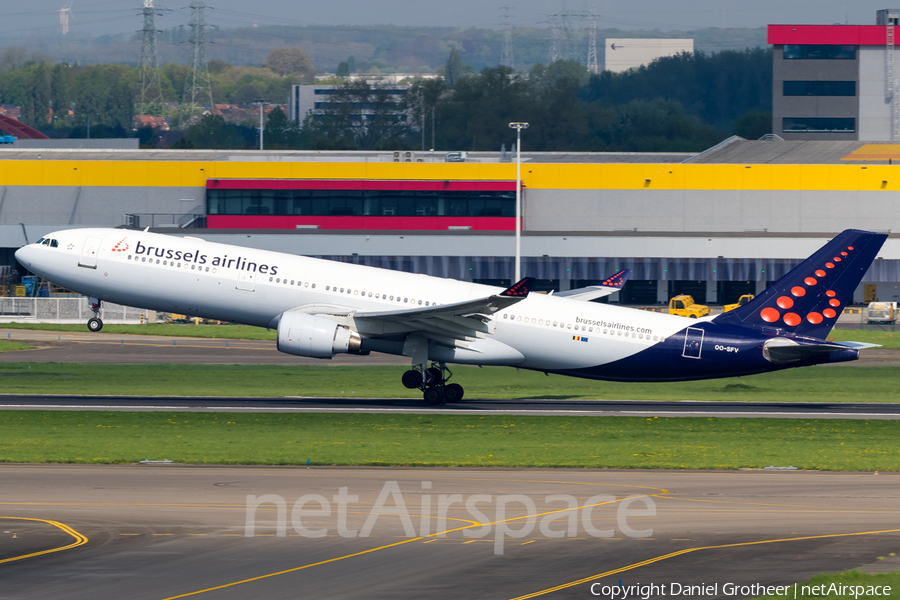 Brussels Airlines Airbus A330-322 (OO-SFV) | Photo 243013