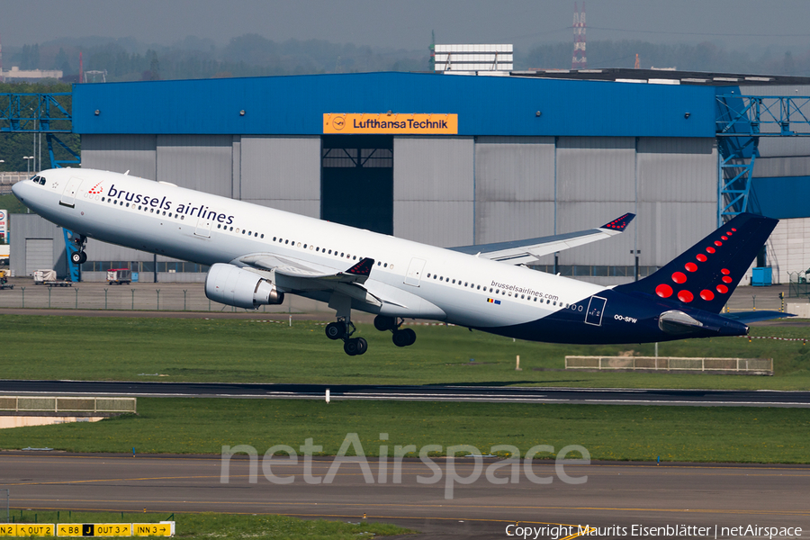 Brussels Airlines Airbus A330-322 (OO-SFW) | Photo 251833