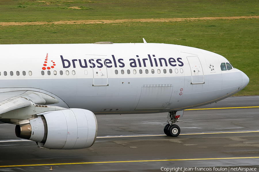 Brussels Airlines Airbus A330-223 (OO-SFY) | Photo 159354