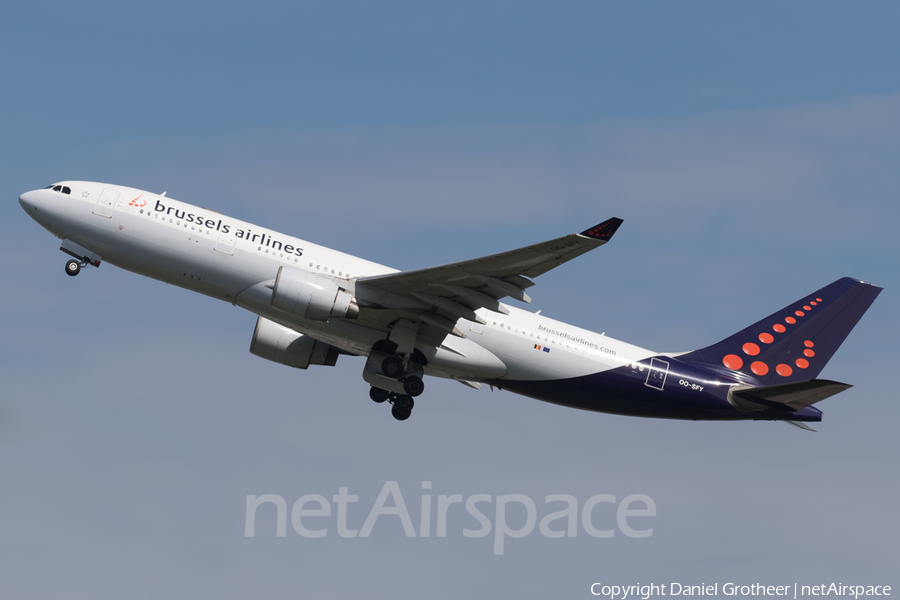 Brussels Airlines Airbus A330-223 (OO-SFY) | Photo 165802