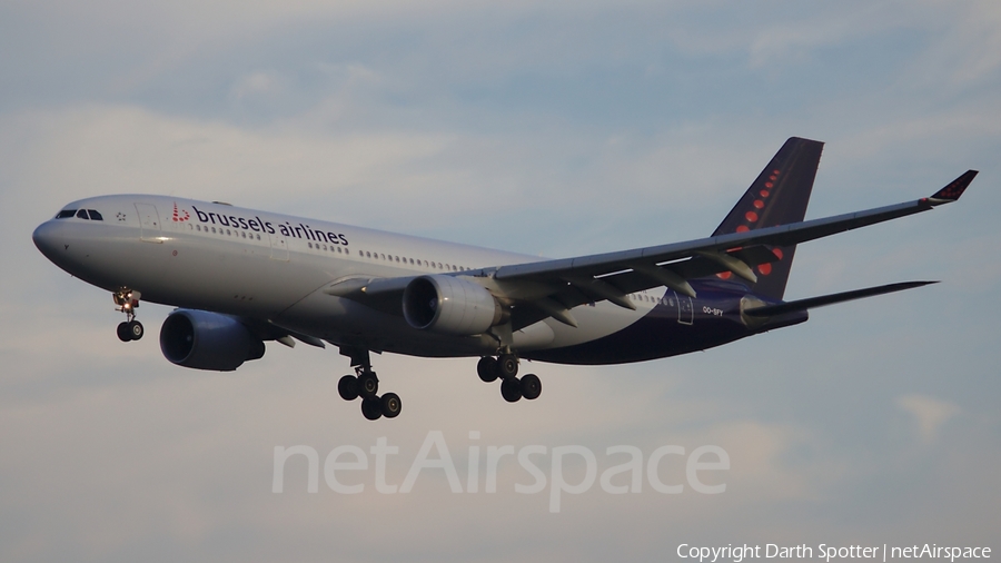 Brussels Airlines Airbus A330-223 (OO-SFY) | Photo 212253