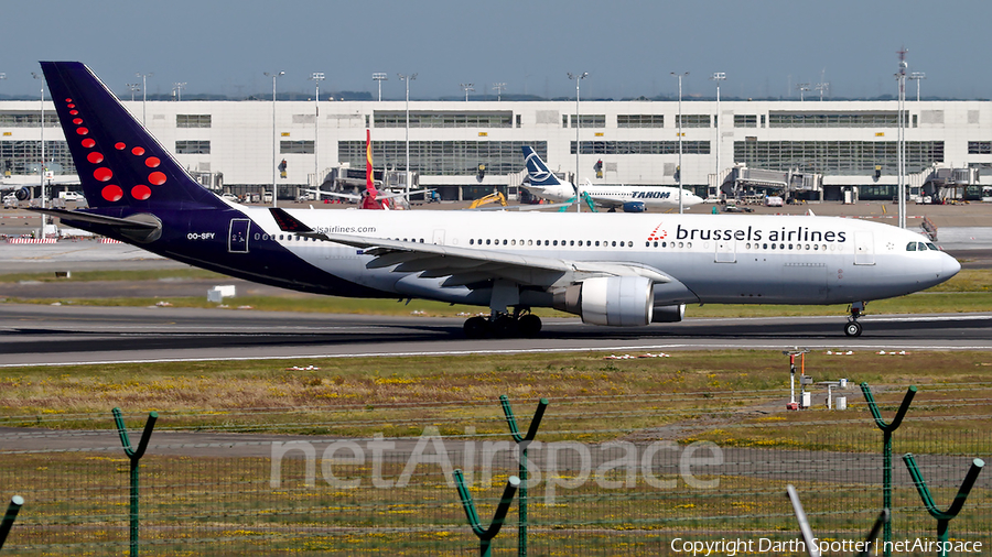 Brussels Airlines Airbus A330-223 (OO-SFY) | Photo 375978