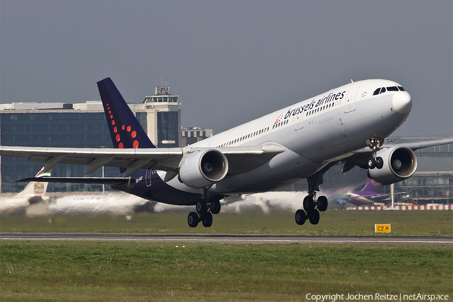 Brussels Airlines Airbus A330-223 (OO-SFZ) | Photo 164570