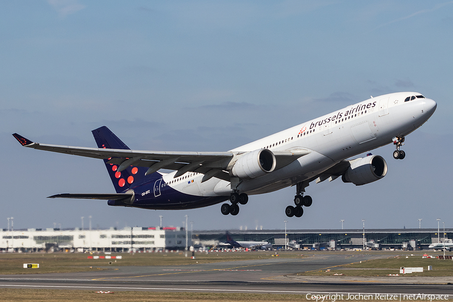 Brussels Airlines Airbus A330-223 (OO-SFZ) | Photo 232834