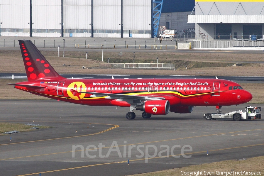 Brussels Airlines Airbus A320-214 (OO-SNA) | Photo 145955