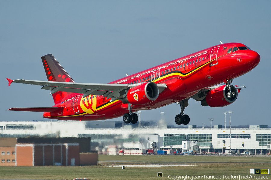 Brussels Airlines Airbus A320-214 (OO-SNA) | Photo 233903