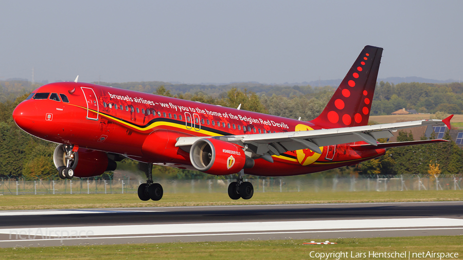 Brussels Airlines Airbus A320-214 (OO-SNA) | Photo 270373