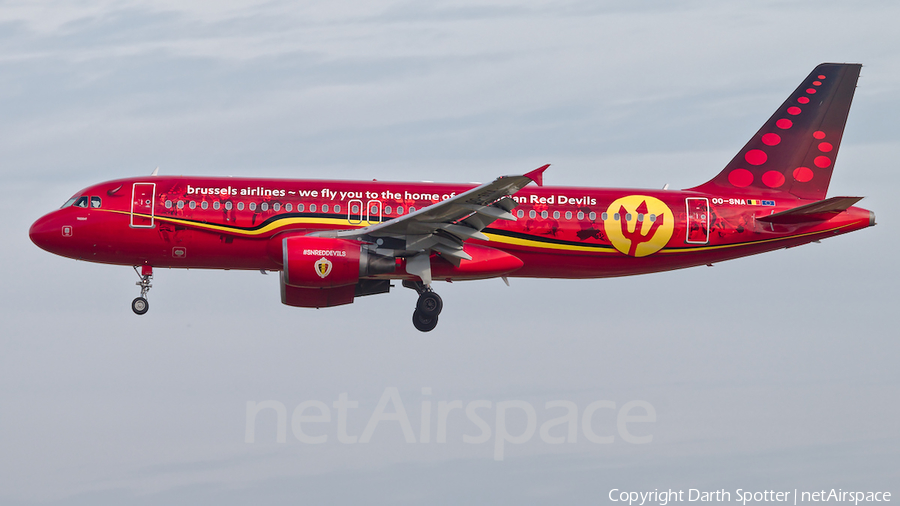 Brussels Airlines Airbus A320-214 (OO-SNA) | Photo 356592