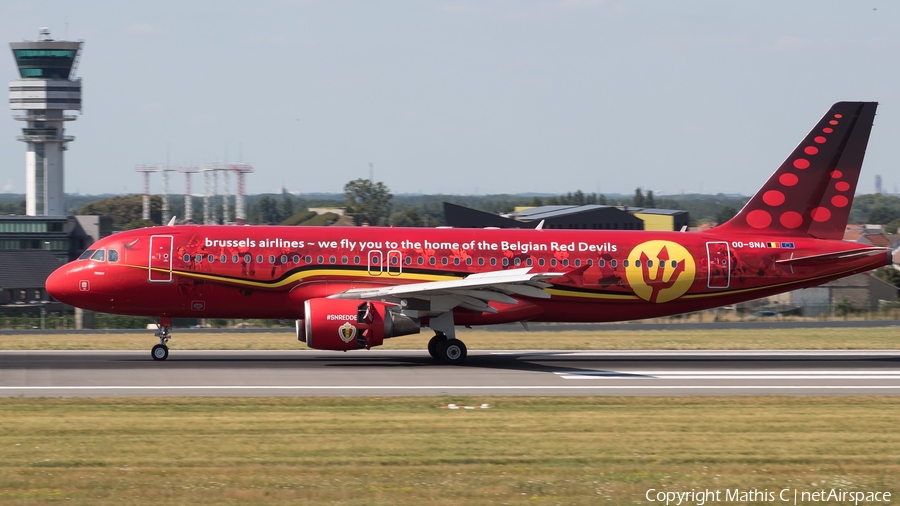 Brussels Airlines Airbus A320-214 (OO-SNA) | Photo 379476