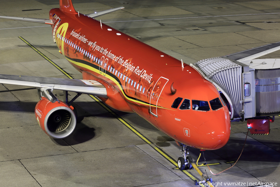 Brussels Airlines Airbus A320-214 (OO-SNA) | Photo 134634