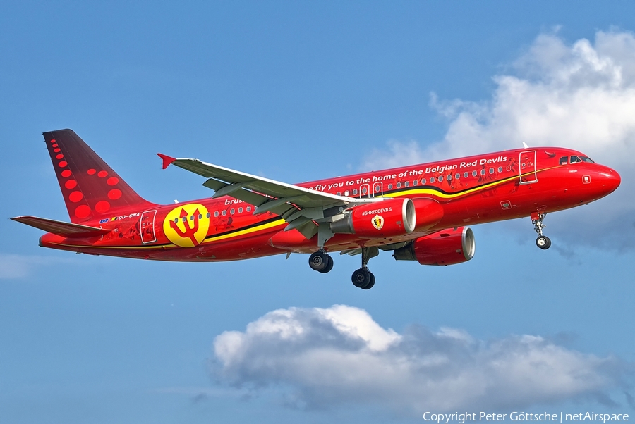 Brussels Airlines Airbus A320-214 (OO-SNA) | Photo 329527