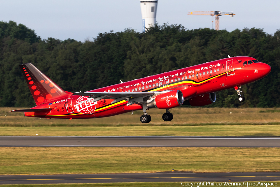 Brussels Airlines Airbus A320-214 (OO-SNA) | Photo 454590