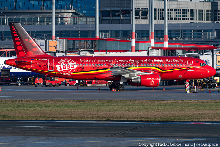 Brussels Airlines Airbus A320-214 (OO-SNA) | Photo 489133