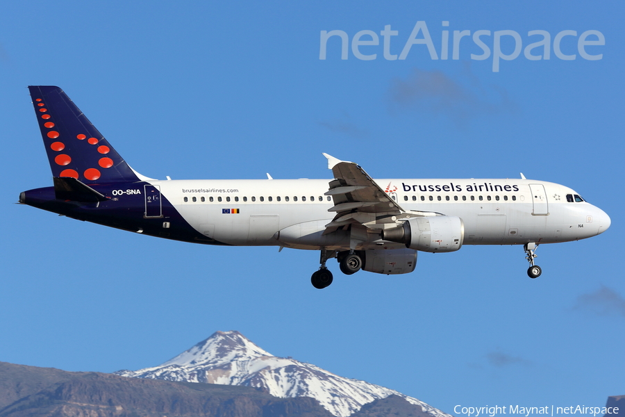 Brussels Airlines Airbus A320-214 (OO-SNA) | Photo 141116