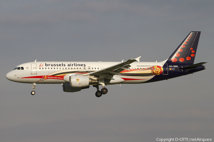 Brussels Airlines Airbus A320-214 (OO-SNC) | Photo 437912