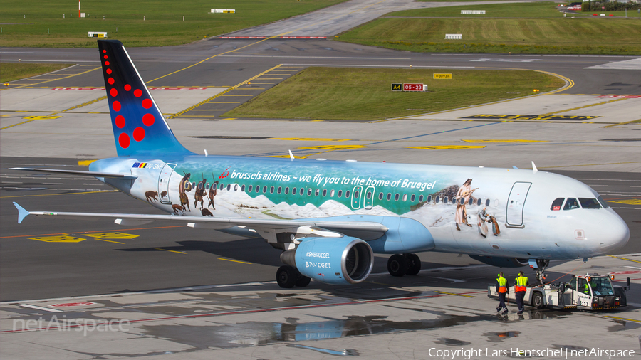 Brussels Airlines Airbus A320-214 (OO-SNE) | Photo 350004