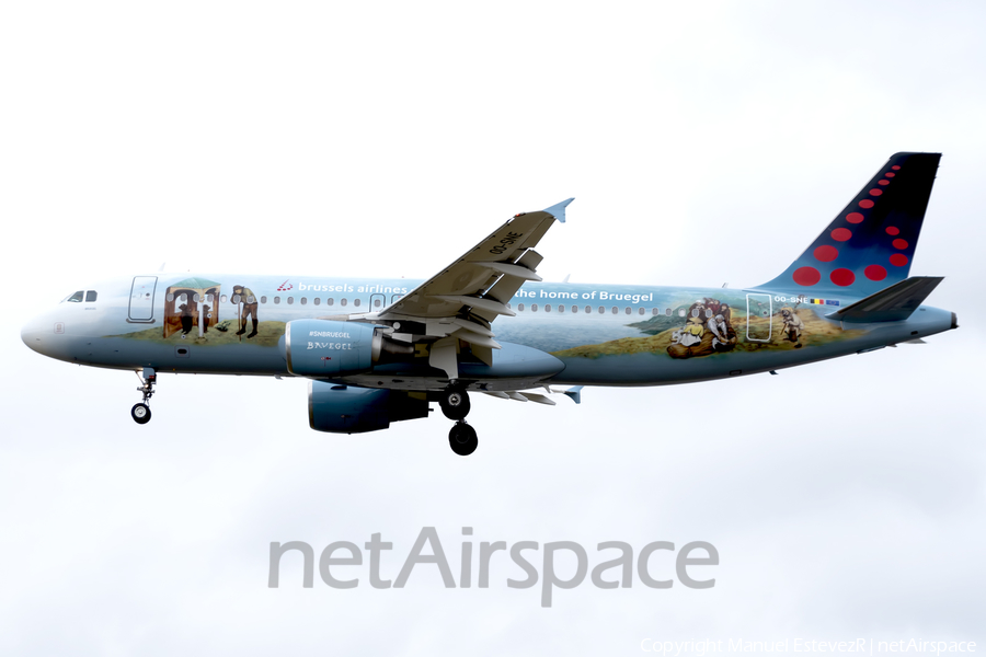 Brussels Airlines Airbus A320-214 (OO-SNE) | Photo 380174
